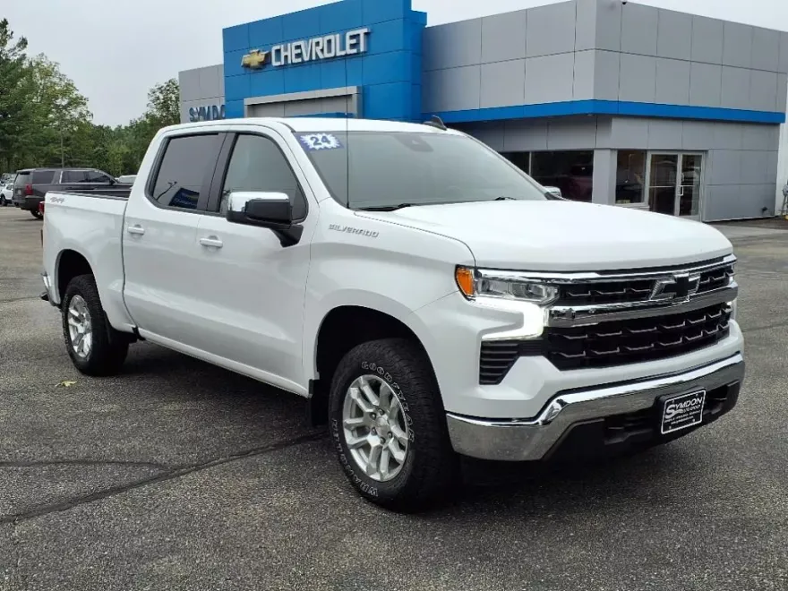 2024 Chevrolet Silverado 1500 LT photo 1