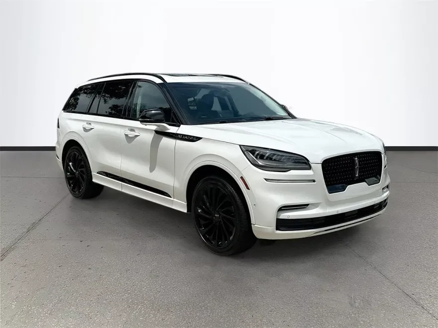 2022 Lincoln Aviator Reserve photo 1