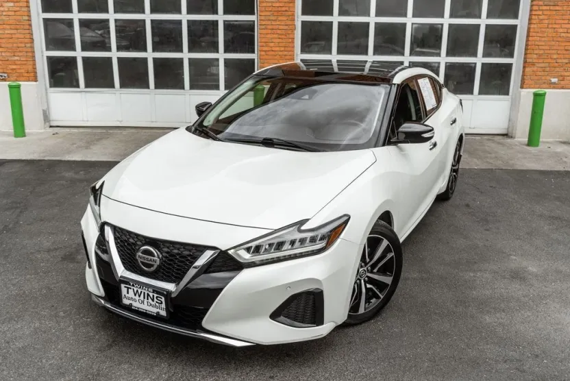 2021 Nissan Maxima SR photo 1