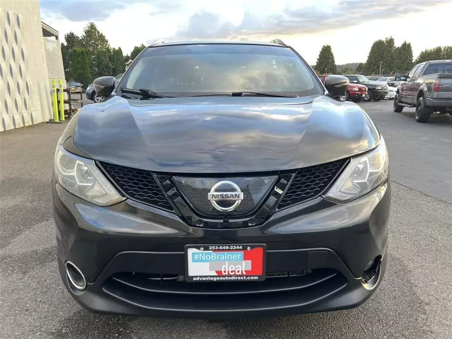 2018 Nissan Rogue Sport SL photo 1
