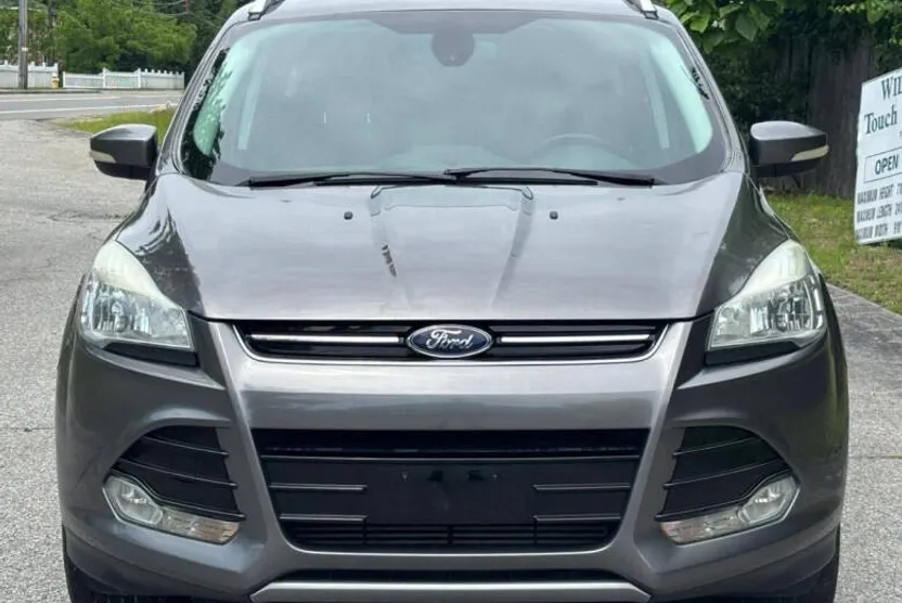 2014 Ford Escape Titanium photo 1