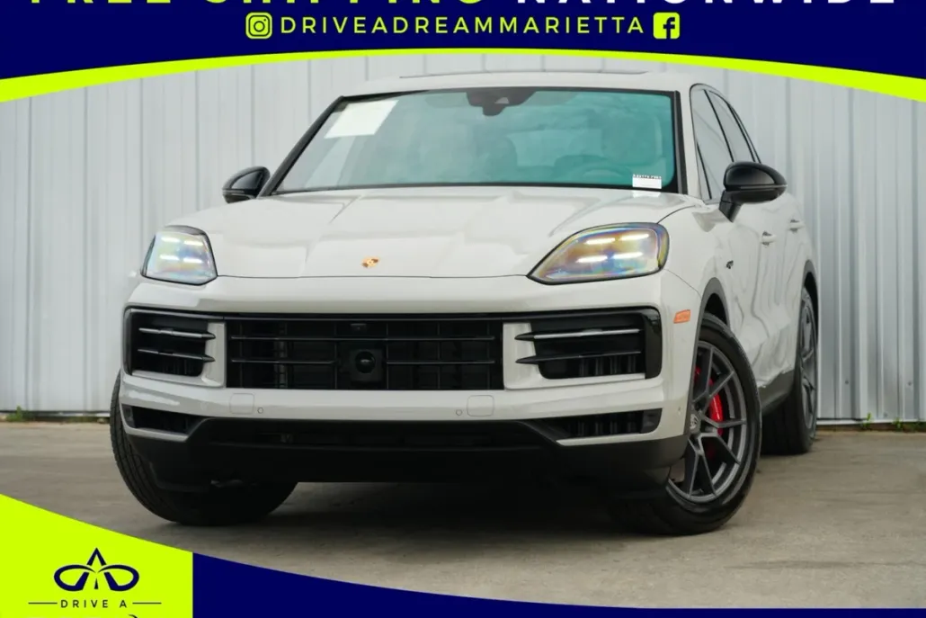 2025 Porsche Cayenne S E-Hybrid photo 1