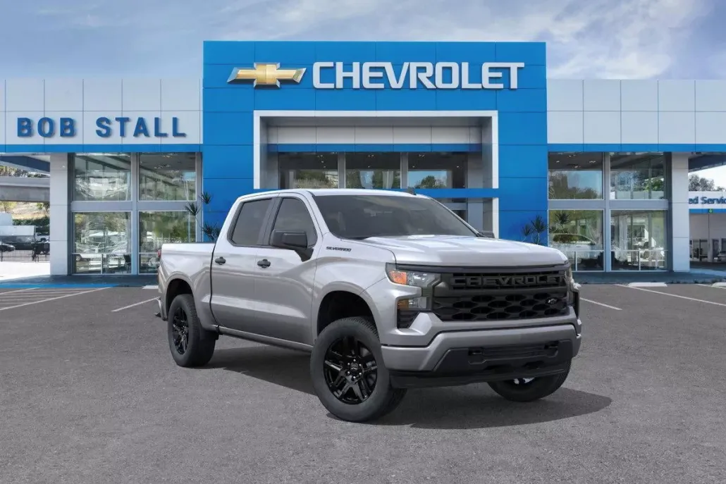 2026 Chevrolet Silverado 1500 Custom photo 1
