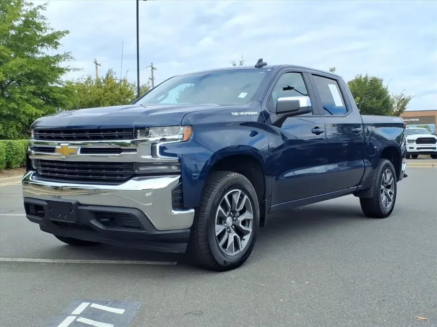 2021 Chevrolet Silverado 1500 LT photo 1