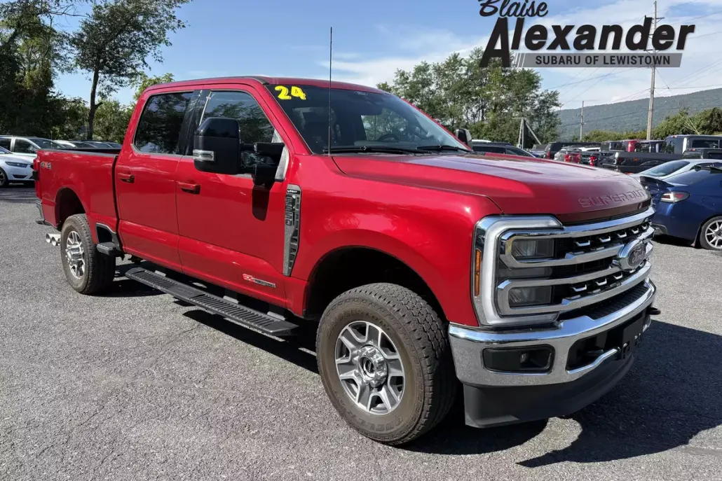 2024 Ford F-350 Lariat photo 1