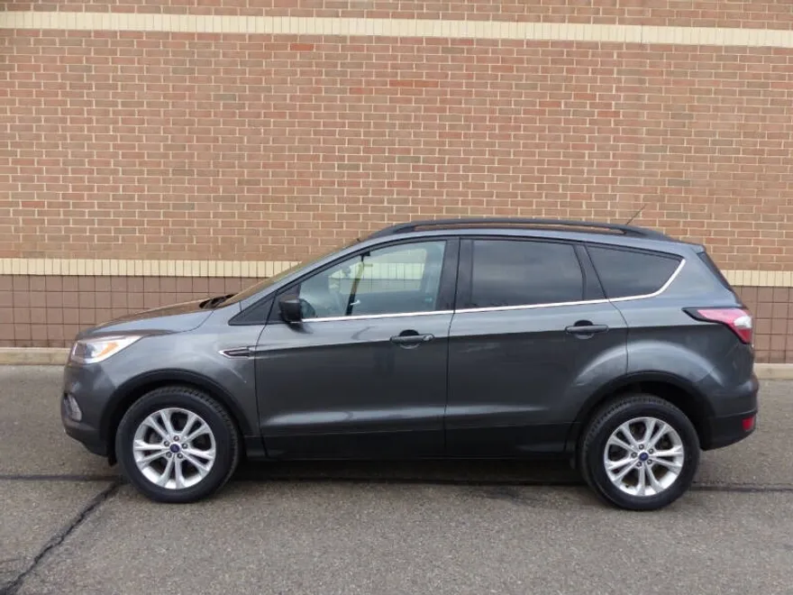 2018 Ford Escape SE photo 1