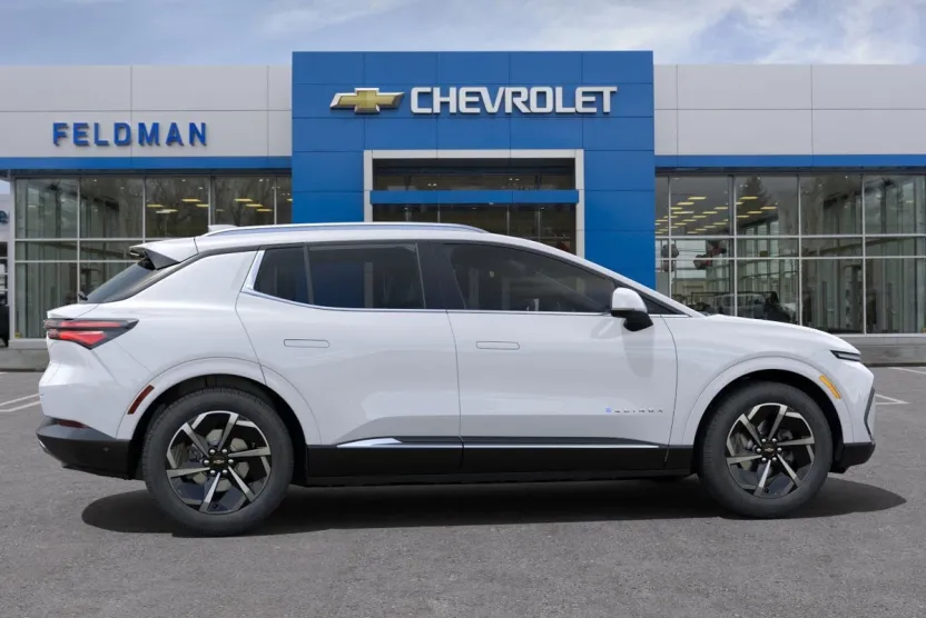 2025 Chevrolet Equinox EV 1LT photo 1