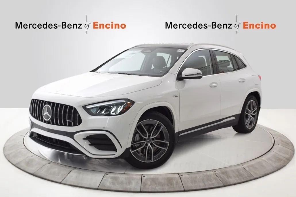 2025 Mercedes Benz GLA AMG 35 photo 1