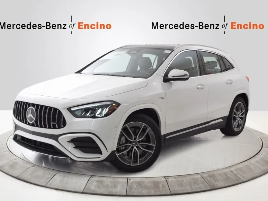 2025 Mercedes Benz GLA AMG 35 photo 1