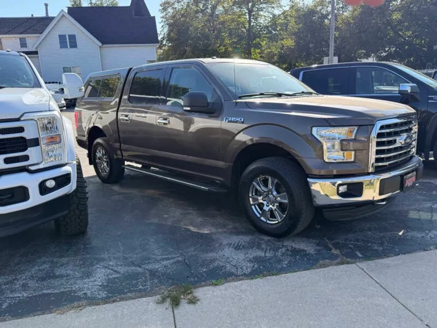 2015 Ford F-150 XLT photo 1
