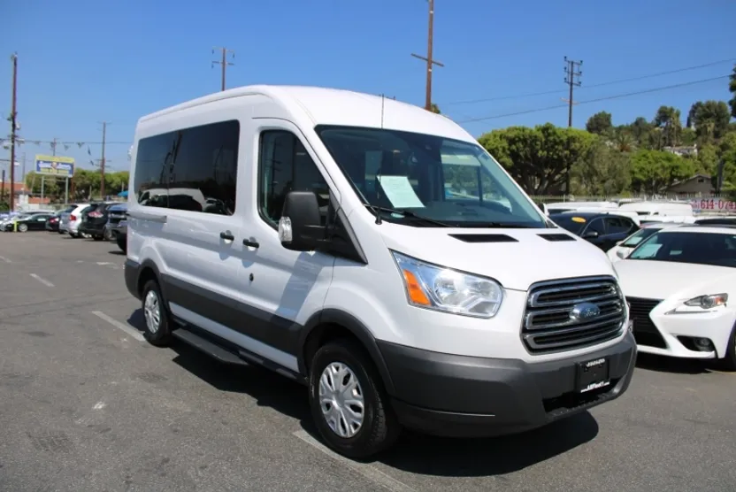 2018 Ford Transit XL photo 1