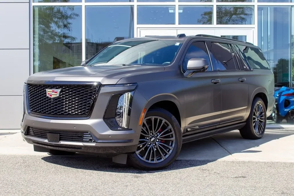 2025 Cadillac Escalade ESV Sport Platinum photo 1