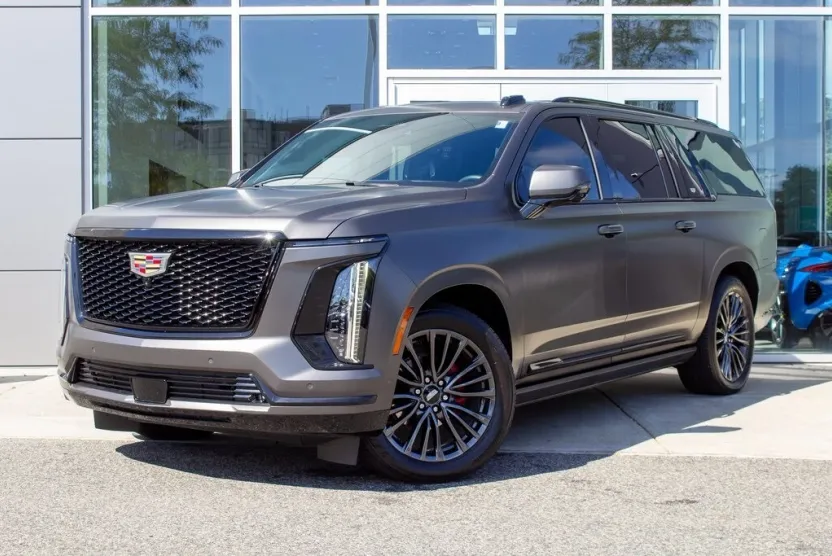 2025 Cadillac Escalade ESV Sport Platinum photo 1