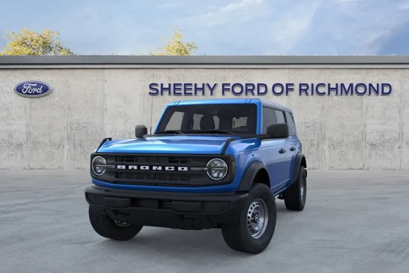 2025 Ford Bronco Base photo 1