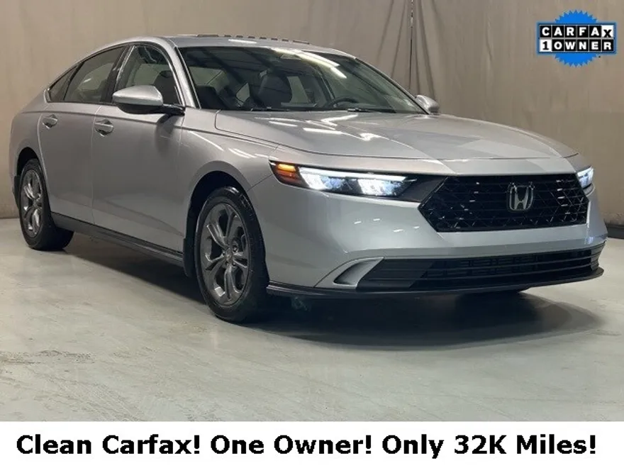 2023 Honda Accord EX photo 1