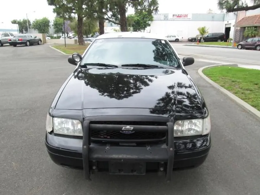 2006 Ford Crown Victoria Police Interceptor photo 1
