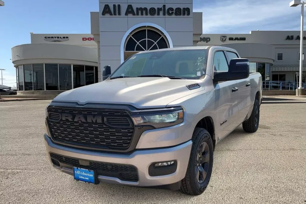 2025 Ram 1500 Tradesman photo 1