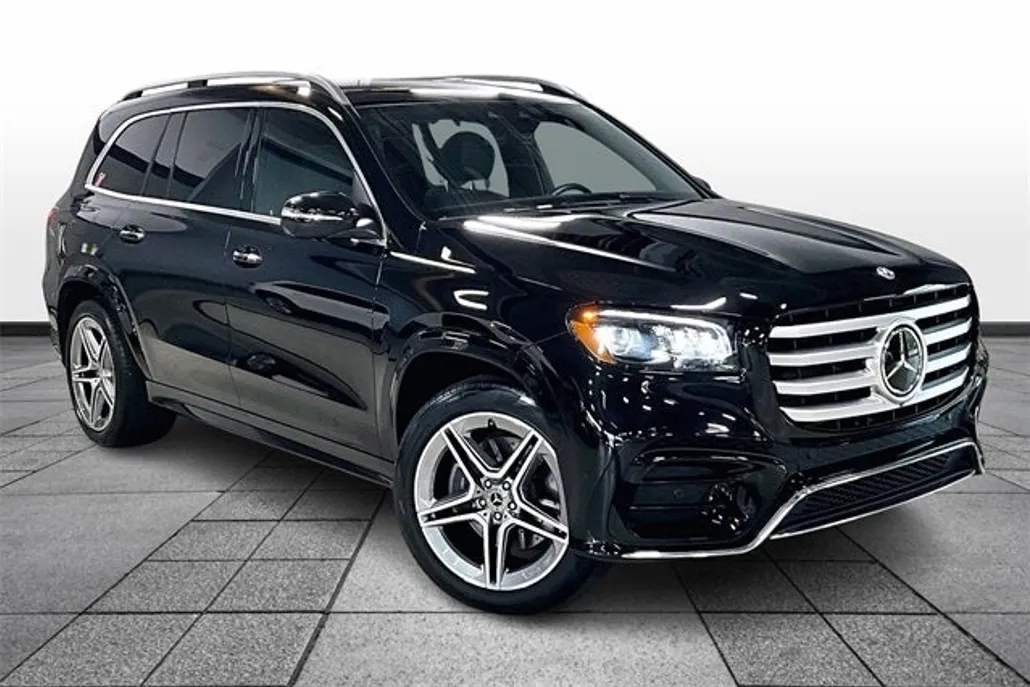 2024 Mercedes Benz GLS 450 4MATIC photo 1