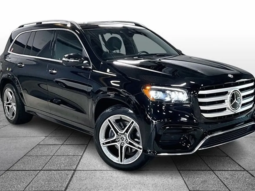 2024 Mercedes Benz GLS 450 4MATIC photo 1