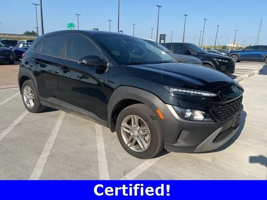 2023 Hyundai Kona SE photo 1