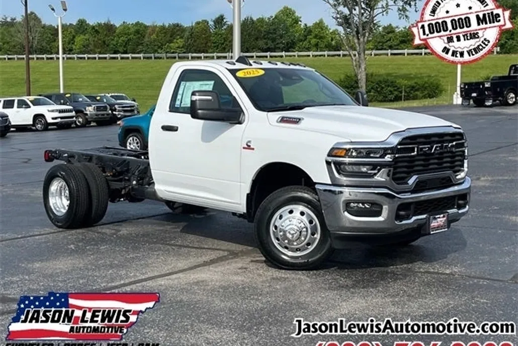 2025 Ram 3500 Tradesman photo 1