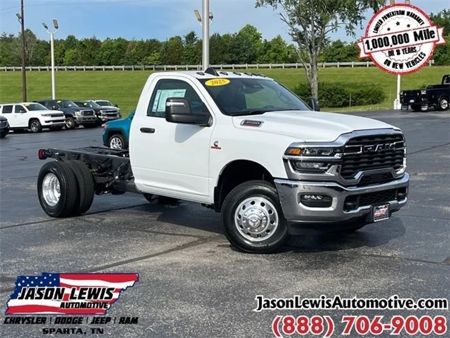 2025 Ram 3500 Tradesman photo 1