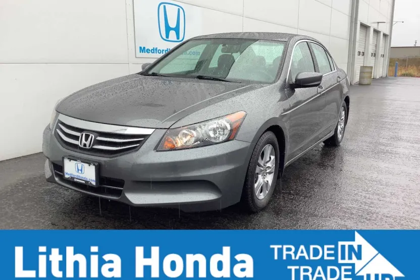 2011 Honda Accord LX-P photo 1