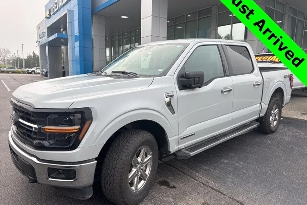 2024 Ford F-150 XLT photo 1