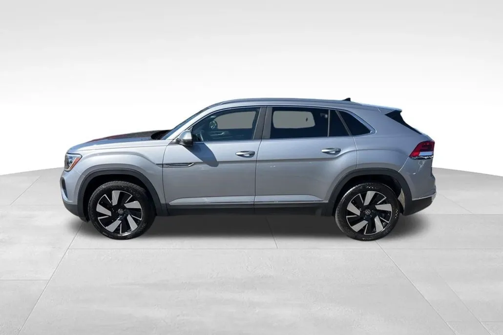 2024 Volkswagen Atlas Cross Sport SEL photo 1
