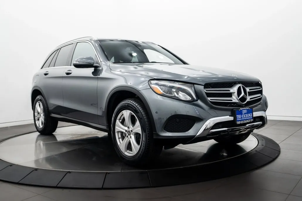 2018 Mercedes Benz GLC 300 photo 1