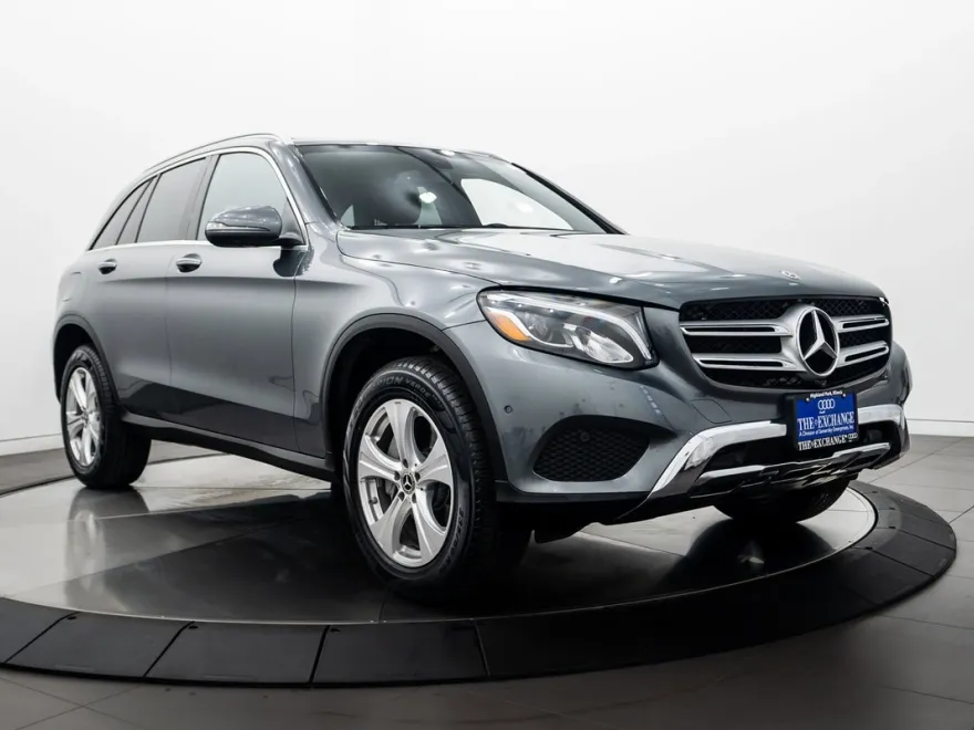 2018 Mercedes Benz GLC 300 photo 1