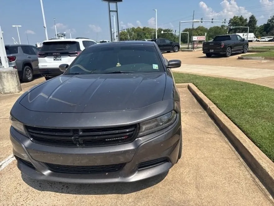 2020 Dodge Charger SXT photo 1