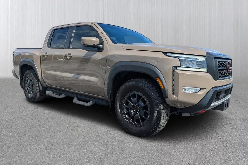 2023 Nissan Frontier PRO-4X photo 1
