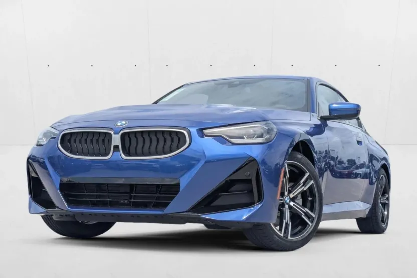 2025 Bmw 230i xDrive photo 1