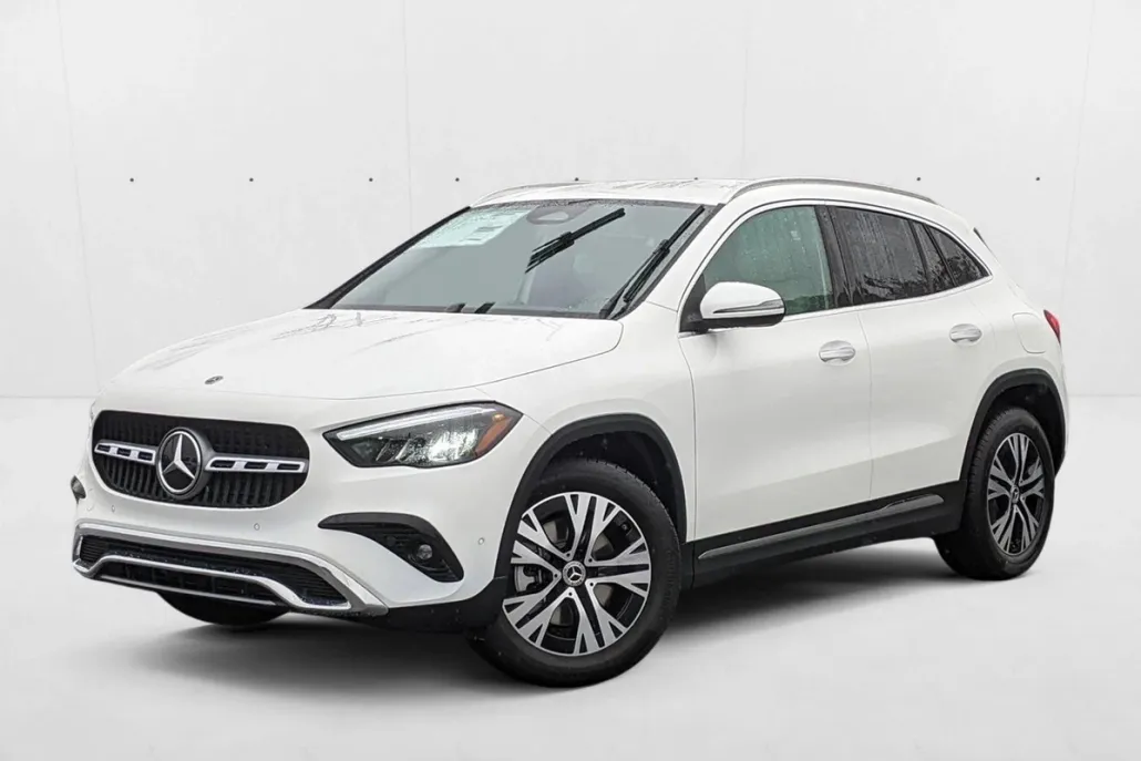 2025 Mercedes Benz GLA 4MATIC photo 1
