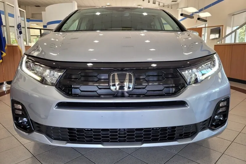2026 Honda Odyssey Elite photo 1