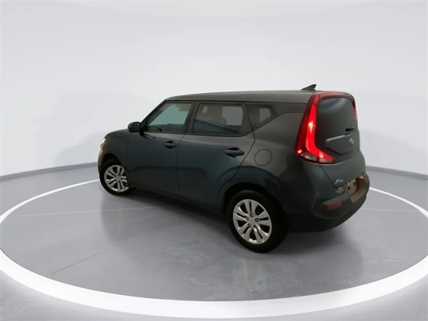 2020 Kia Soul LX photo 1