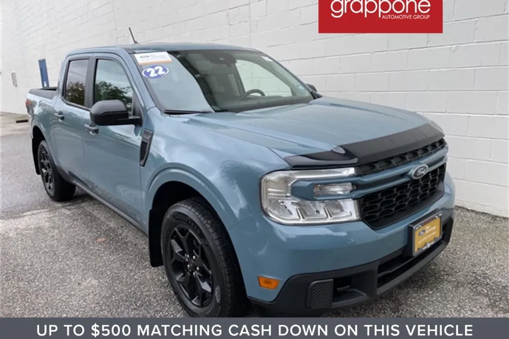 2022 Ford Maverick XLT photo 1