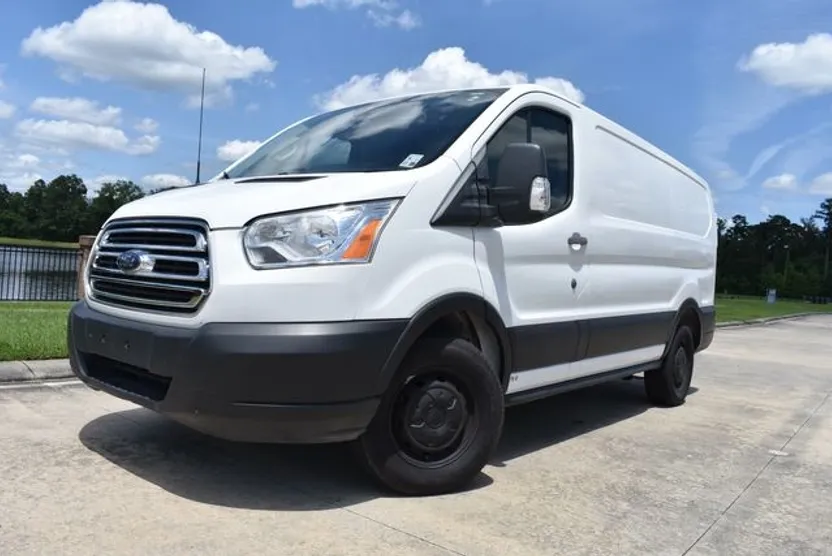 2019 Ford Transit photo 1