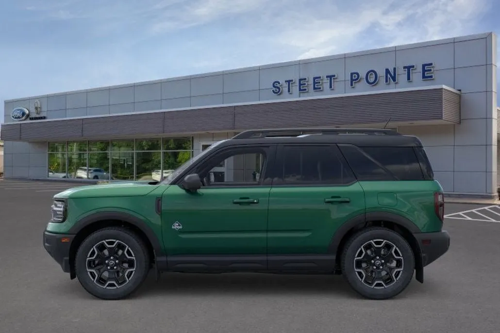 2025 Ford Bronco Sport Outer Banks photo 1