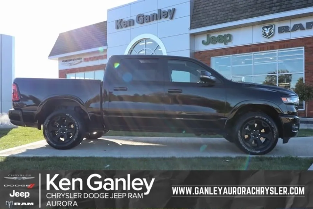 2026 Ram 1500 Big Horn Night Edition photo 1