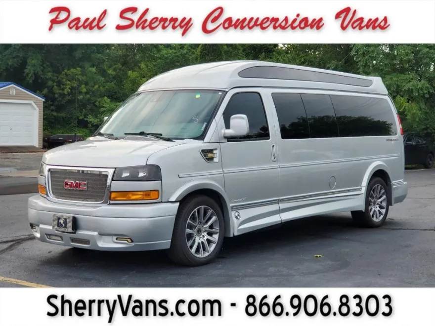 2019 Gmc Savana 2500 photo 1