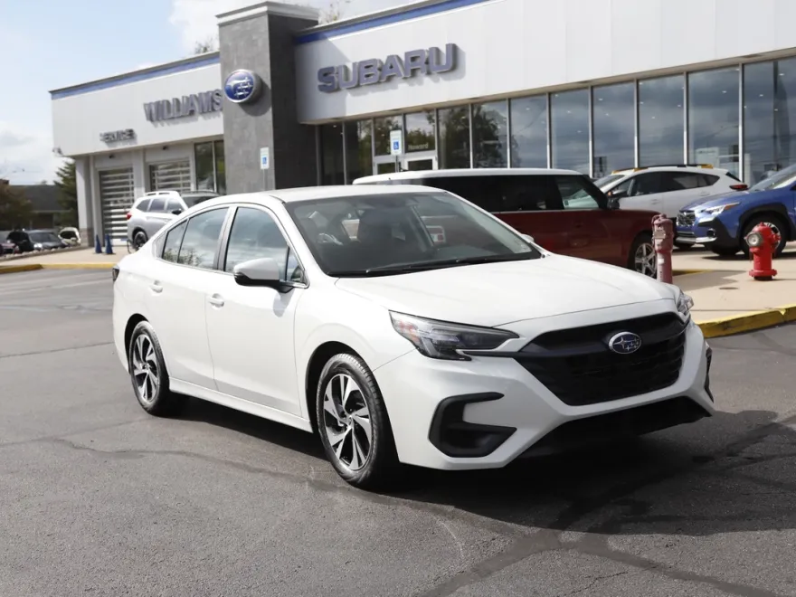 2025 Subaru Legacy Premium photo 1