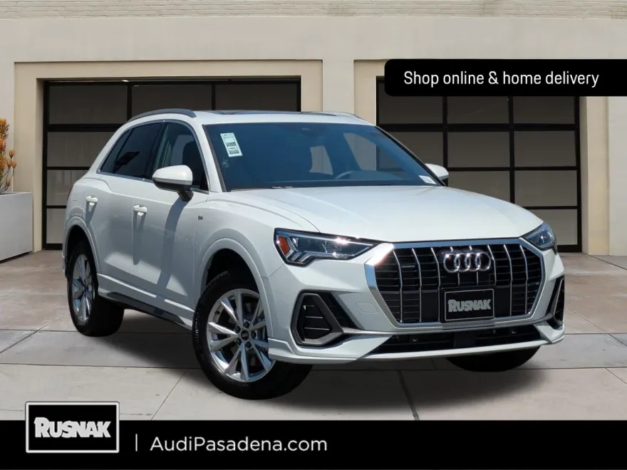 2025 Audi Q3 S line Premium photo 1