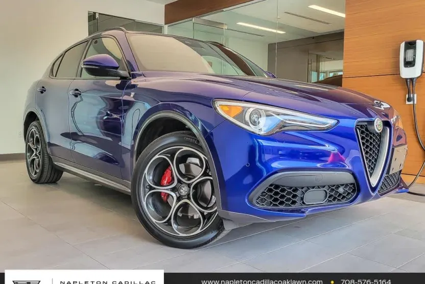 2022 Alfa Romeo Stelvio Ti photo 1