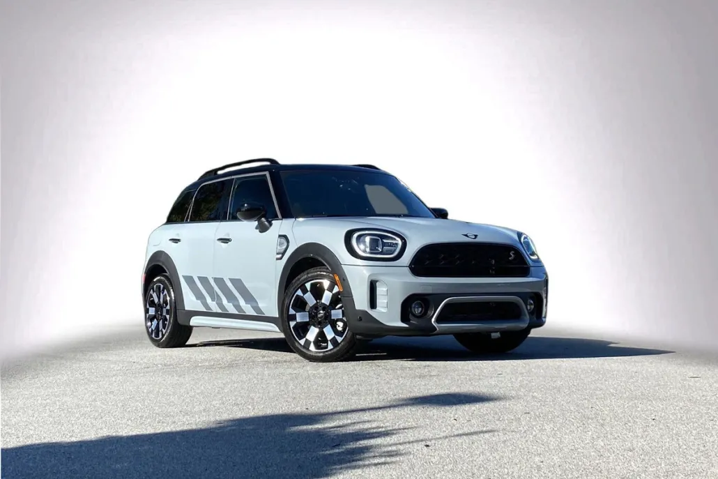 2023 Mini Countryman S photo 1