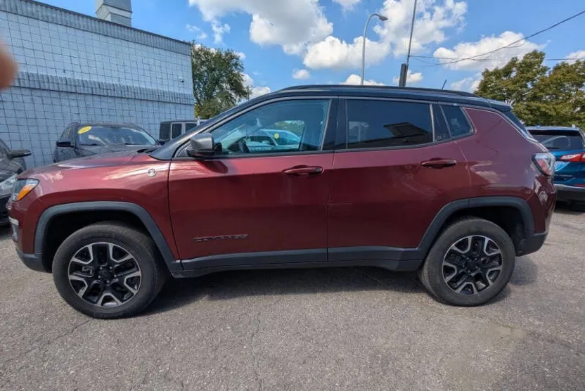 2021 Jeep Compass Trailhawk photo 1