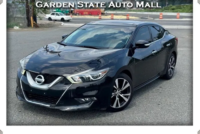 2017 Nissan Maxima SL photo 1