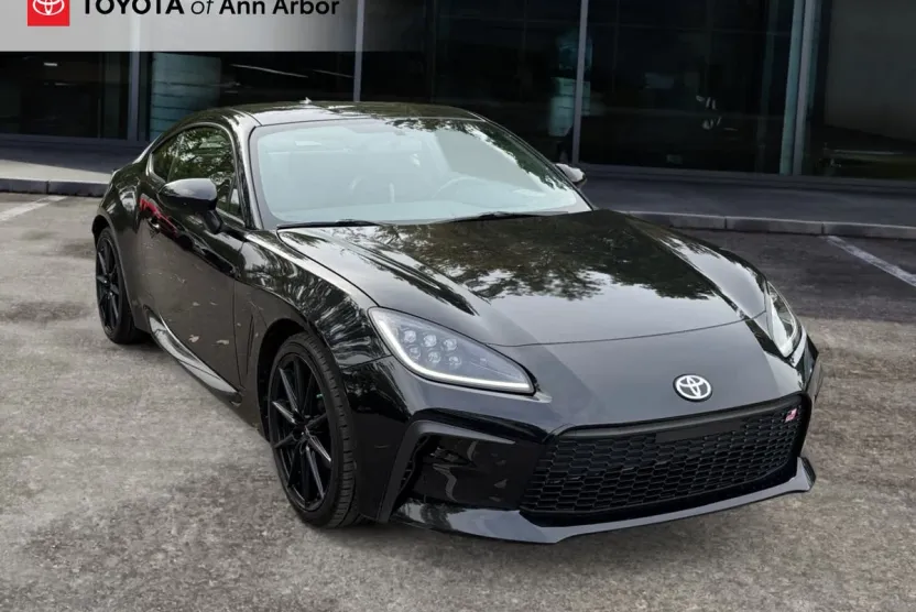 2023 Toyota GR86 Premium photo 1