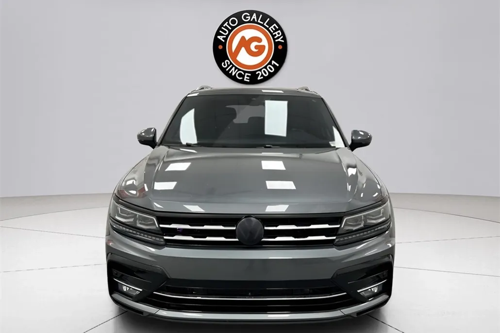 2020 Volkswagen Tiguan SEL Premium R-Line photo 1